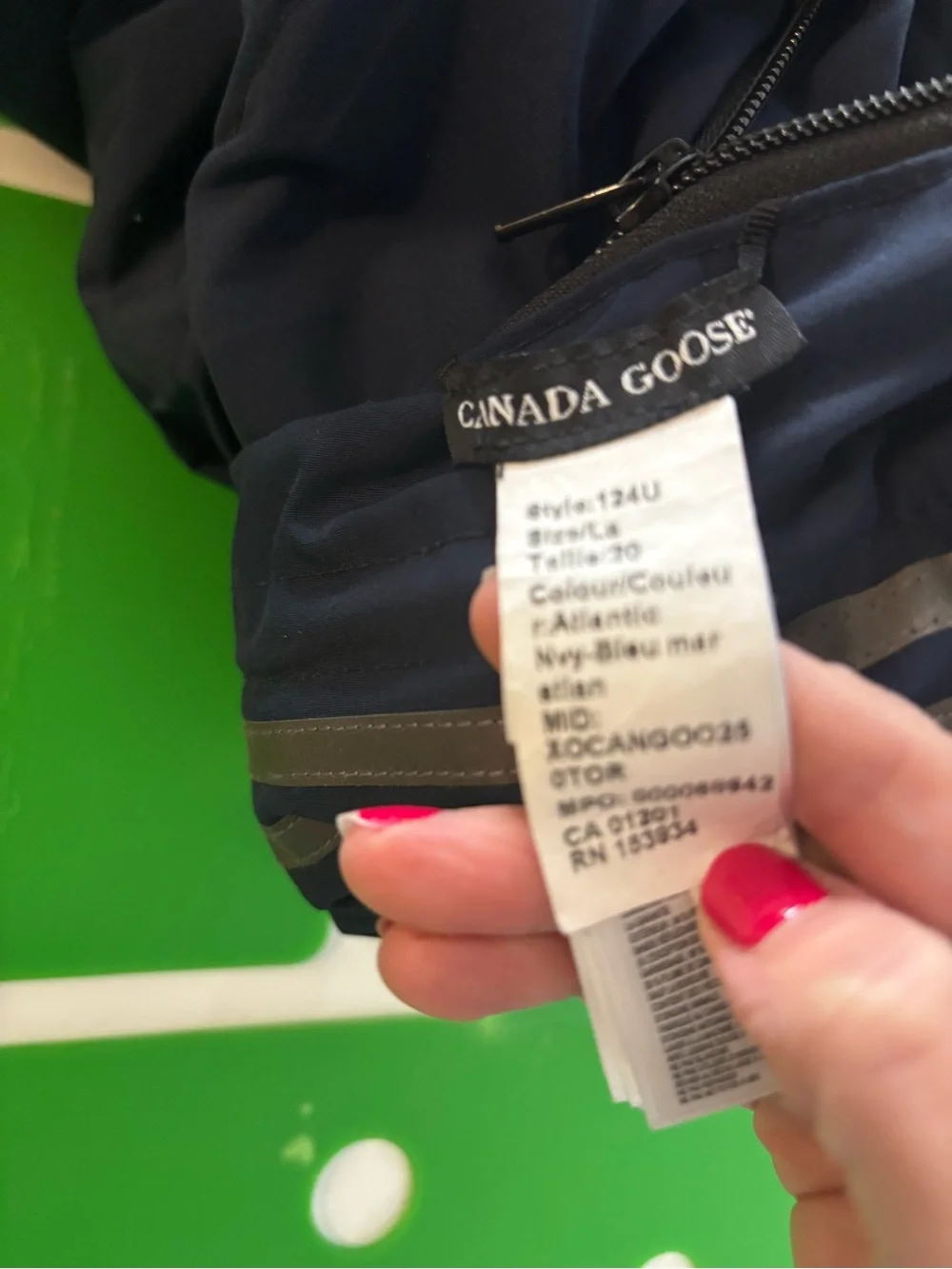 Canada Goose Navy Blue Expedition Parka with Signature Patch / Never worn